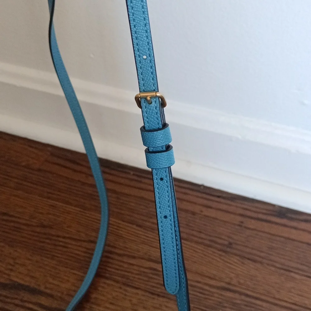 NWOT Coach Blue Cross Body Bag - Picture 6 of 10